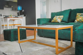 1br,Gym, pool, Klb Hse, BB court